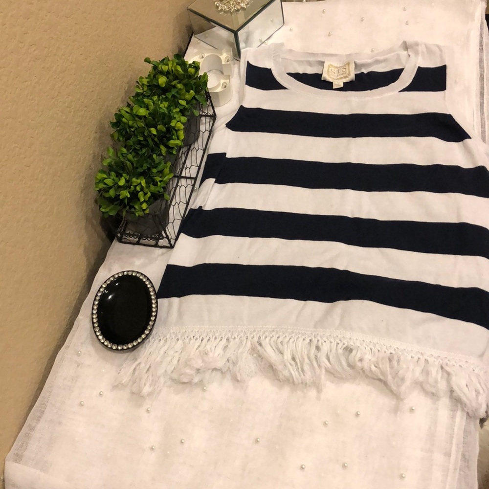 White and blue blouse